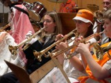 Farsang 2004